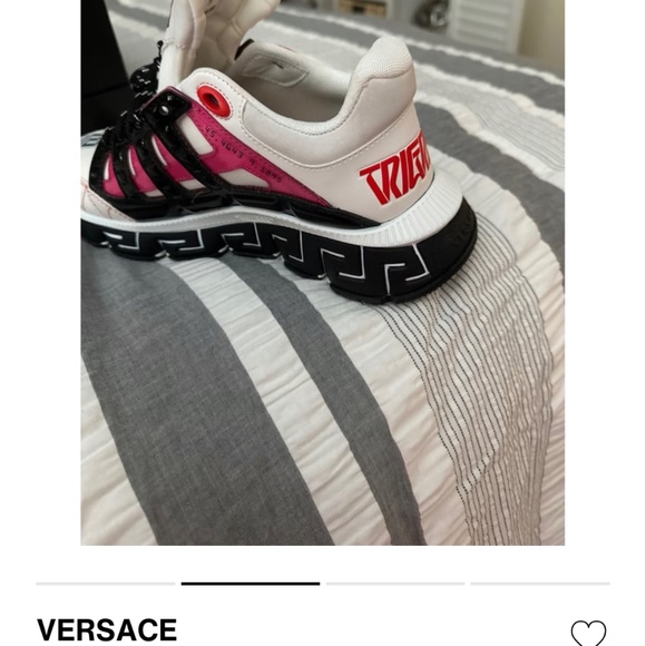 Versace - Picture 3 of 4